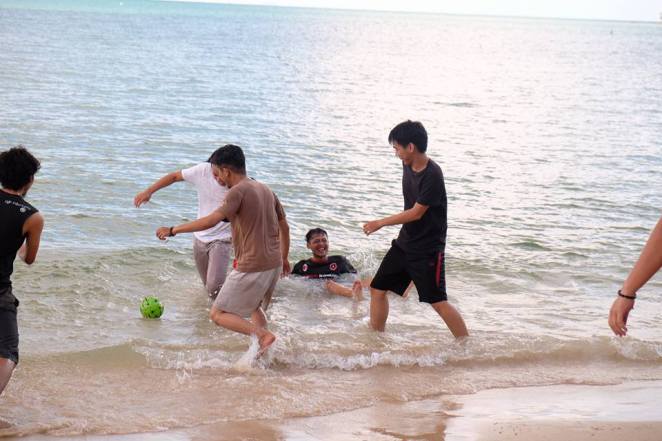 RAW Belitung's trip pic by Rio Triwardhana